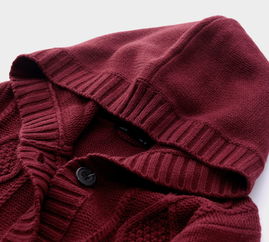 長版連帽針織外套——秋冬時尚與舒適的完美融合